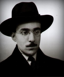 “Porto addosso le ferite di tutte le battaglie che ho evitato.” (Fernando Pessoa)